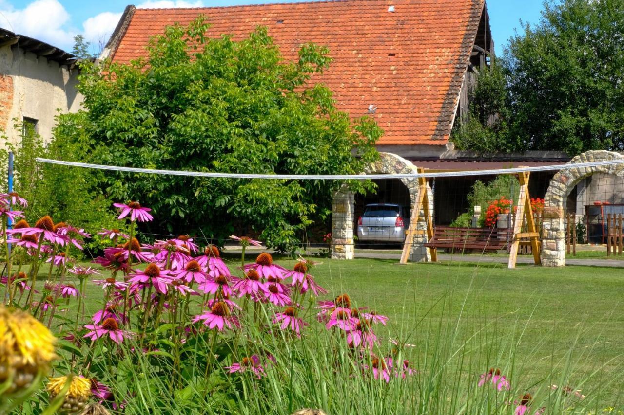 Agroturystyka Ranczo Radkow Exteriér fotografie