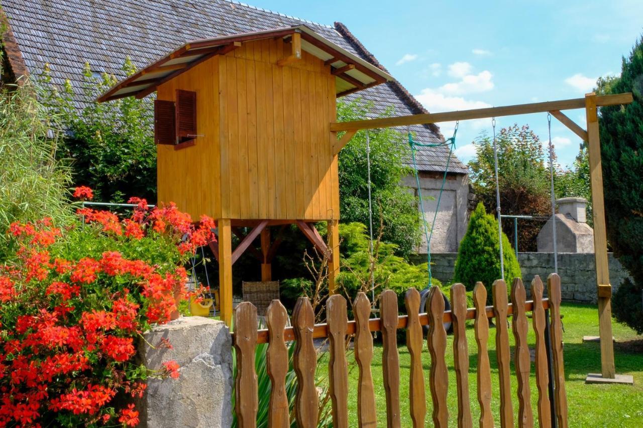 Agroturystyka Ranczo Radkow Exteriér fotografie